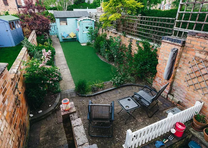 Leam Terrace Escape