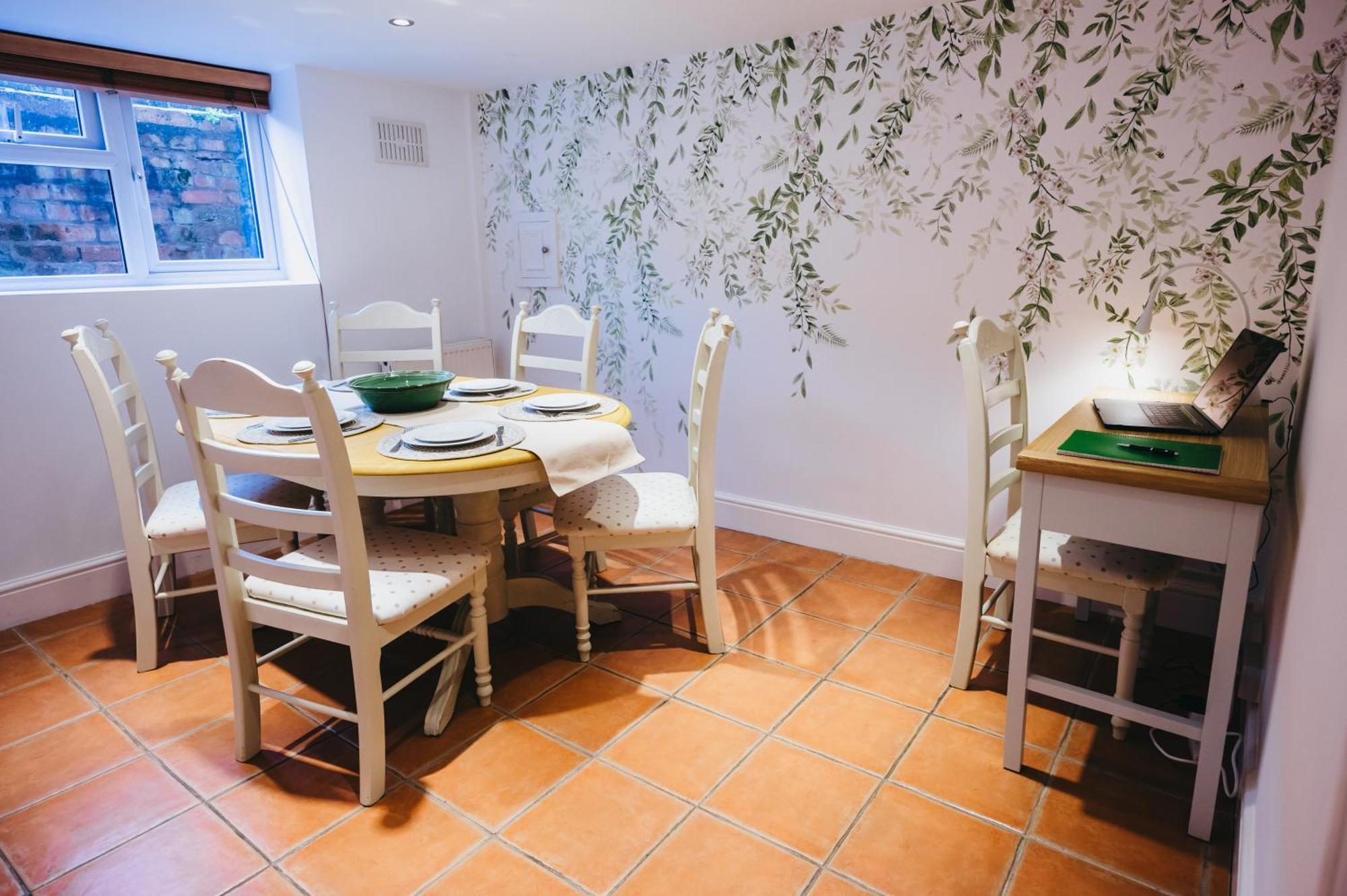 Leam Terrace Escape *